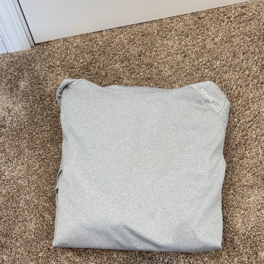 UNRL Light Grey Crossover Hoodie. Size M. VGUC.